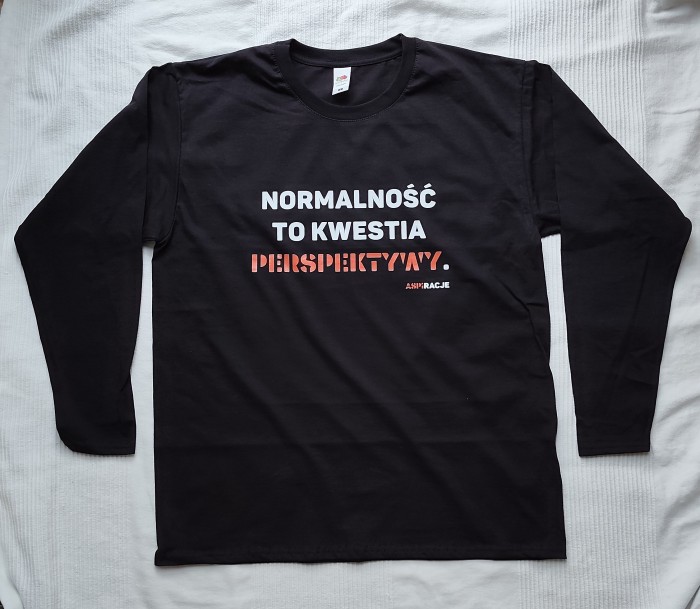 longsleeve_normalność.jpg